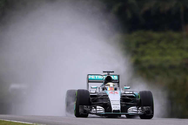 F1】2015第2戦マレーシアGP：雷雨で予選中断の波乱…ポールポジションは